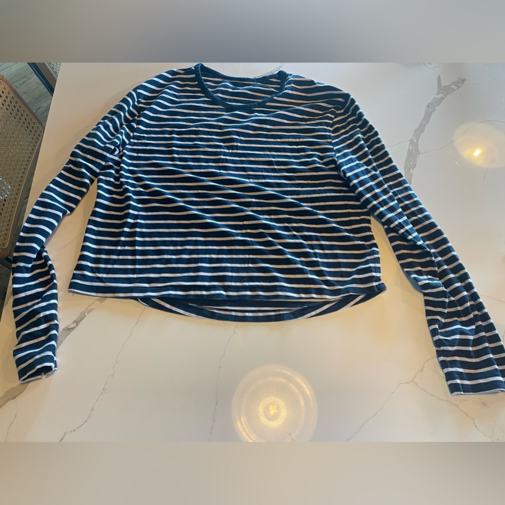Lululemon Mens 5 year basic- that I cropped
